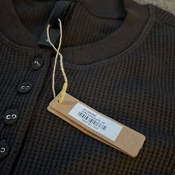 Skims Soft Lounge Long Sleeve Button Up Shirt - Picture 8 of 9